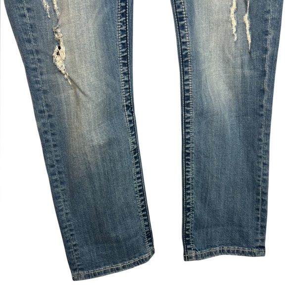 Miss Me Distressed Boyfriend Blue Capri Jeans JB1046P Size 28 - Picture 3 of 13